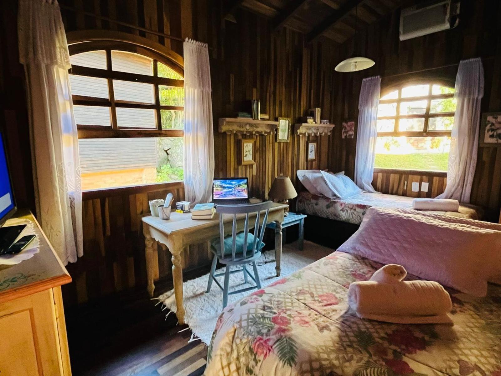 Pousada Villabella Villaggio ฟลอเรียนอโปลิส ภายนอก รูปภาพ